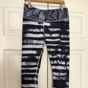 Lululemon Striped Yoga Leggings Crop*